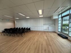 Bugis Junction (D7), Office #572117151